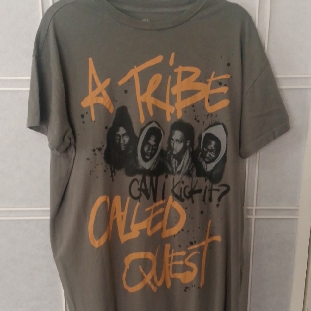 A Tribe Called Quest Graphic T-Shirt - Gray